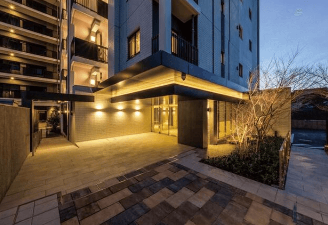 ファイル:レ・ジェイド本川越 コエドテラス MULTI LOUNGE.png