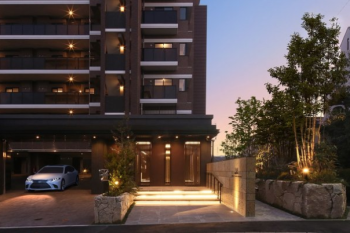 グランフォーレ平尾四丁目レジデンス　エントランスアプローチ