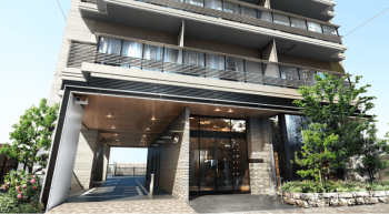 リビオレゾン八王子レジデンス　エントエランスアプローチ完成予想図