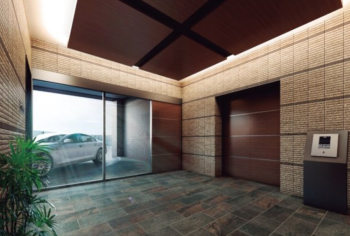 フローレンス三原港町リバーレジデンス　エントランスホール完成予想図