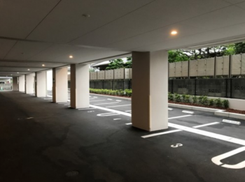 モントーレ姪浜ヴィーライン 駐車場
