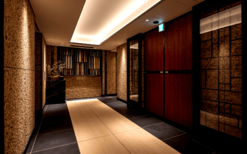 ジオ岡本レジデンス　エントエランスホール