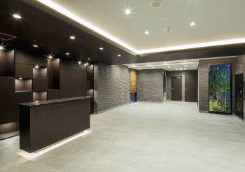 サングレート平尾山荘　エントランスホール