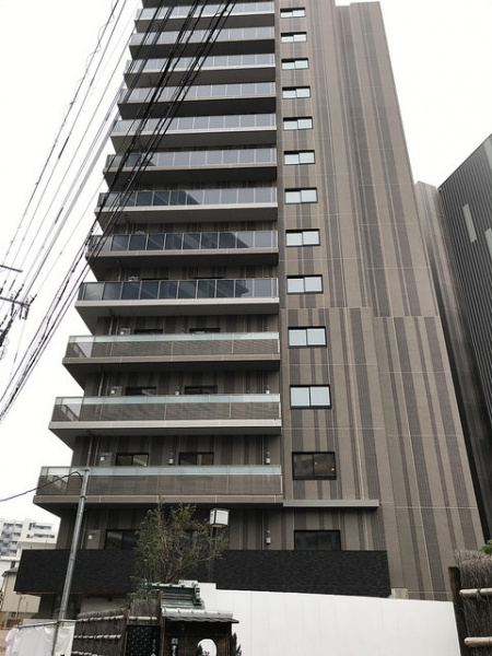 ファイル:ザ・パークハウス 浦和岸町2018.10.11.jpg