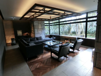 グランドメゾン浄水ガーデンシティ　フォレストゲートIII エントランスロビー