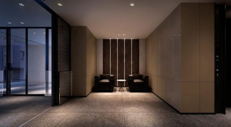 ファイル:ブランズ大手町 エントランスホール.png