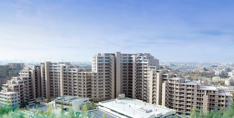 ファイル:ウエリス豊中桃山台 外観1.png