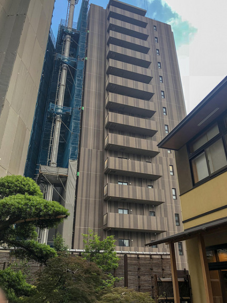 ファイル:ザ・パークハウス 浦和岸町2018.06.09.jpg