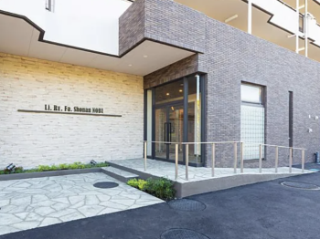 リリファ湘南野比　エントエランスアプローチ