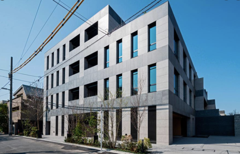 ファイル:レフィール南麻布 外観.png