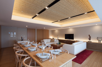 Brillia City（ブリリアシティ） 千里丘　オーナーズスイート1