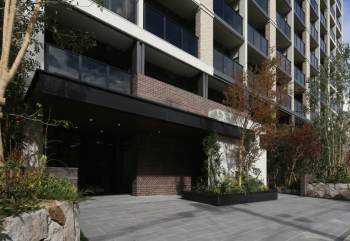 グランフォーレ大橋プレミア　エントランス