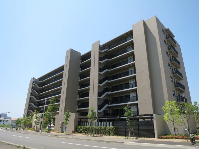 ファイル:ウェリスつくば研究学園テラス 外観 170328.jpg