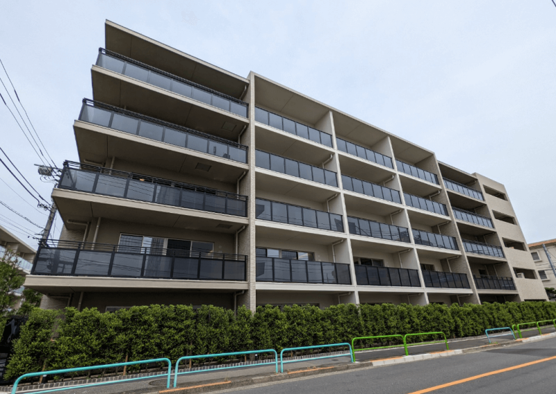 ファイル:リリーゼ練馬 外観.png