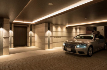 パークホームズ大濠二丁目　車寄せ