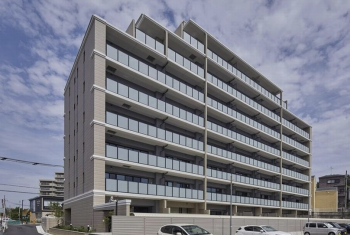 グランクラッセ上野芝向ヶ丘　外観