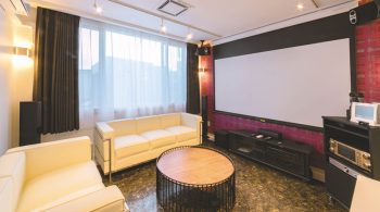 グランファーレ伏見グランシャリオ　シアタールーム