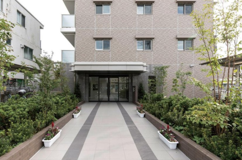 ファイル:サンクレイドル西八王子 エントランスアプローチ.png