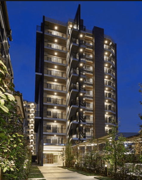 ファイル:シャリエ越谷蒲生 外観.png