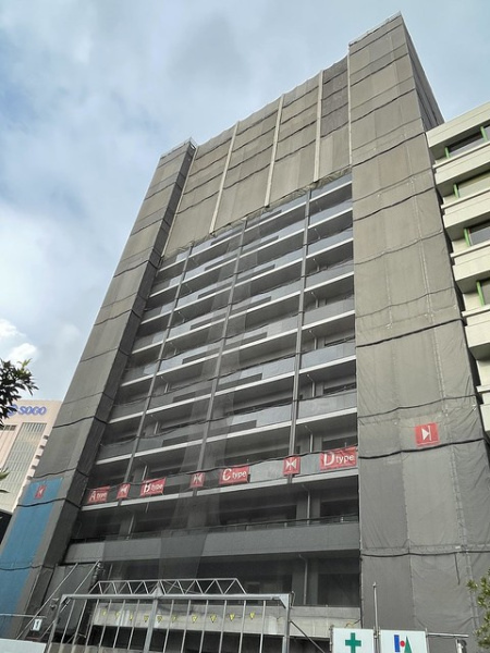 ファイル:20230920メイツ千葉 THE MID.jpg