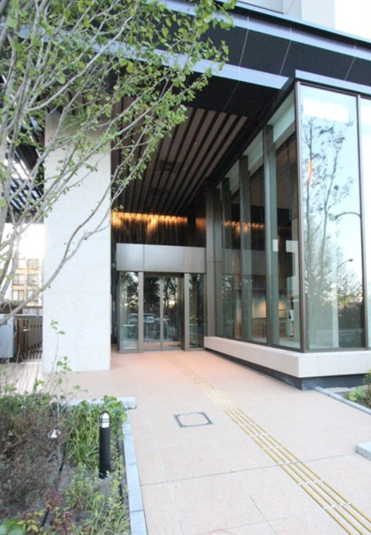 ファイル:Brillia（ブリリア） Tower 上野池之端 エントランス.png