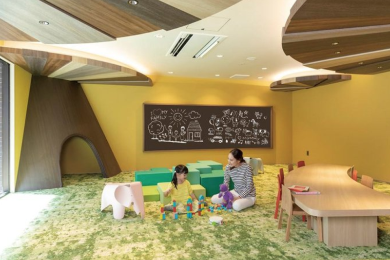 ファイル:Brillia（ブリリア） City 三鷹 コミュニティスクエア完成予想CG2.png