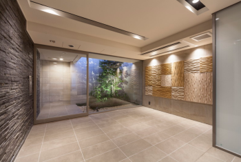 Brillia（ブリリア）レジデンス調布国領町　エントランスホール１