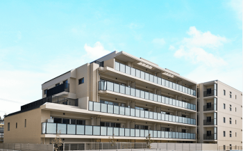 クレヴィア東生駒　外観