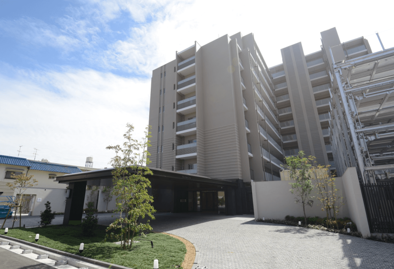 ファイル:ブランニード千里丘 外観.png