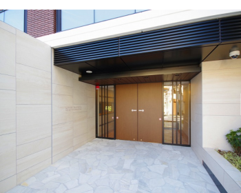 リビオレゾン渋谷笹塚　エントランスアプローチ