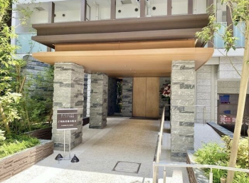 ザ・パークハウス アーバンス 渋谷　エントランスアプローチ