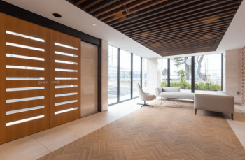 センチュリー西八王子パークヒルズ　エントランスホール・ラウンジ（2022年3月撮影）