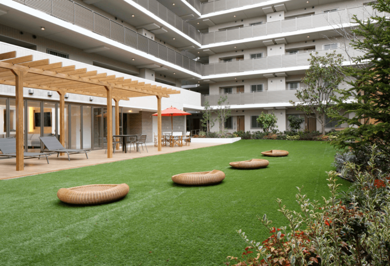 ファイル:デュオヒルズ西大宮ザ・グランテラス ～さいたま西Weekendプロジェクト～ シーズンフィールド.png