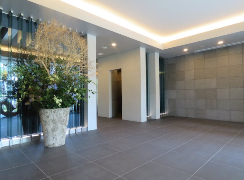 ファイル:シティハウス目黒ザ・ツイン エントランスロビー（サウス棟）.png