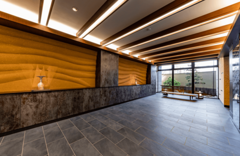 ファイル:プレミスト金沢橋場町 エントエランスホール.png