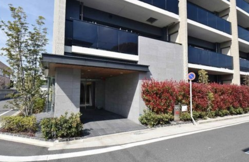 ファイル:プレティナレジデンス旭丘 エントランスアプローチ.png