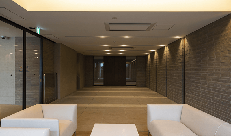 ファイル:アドグランデ横浜港南台 エントエランスホール.png