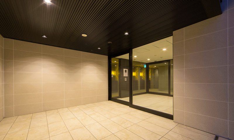 ファイル:プレシス都立大学 エントランス.png