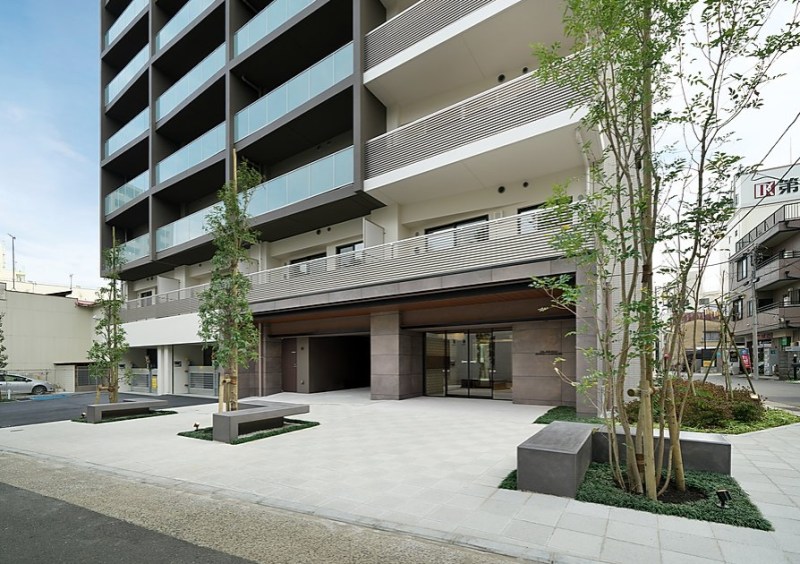 ファイル:ザ・レジデンス小田原三の丸 エントランスアプローチ.png