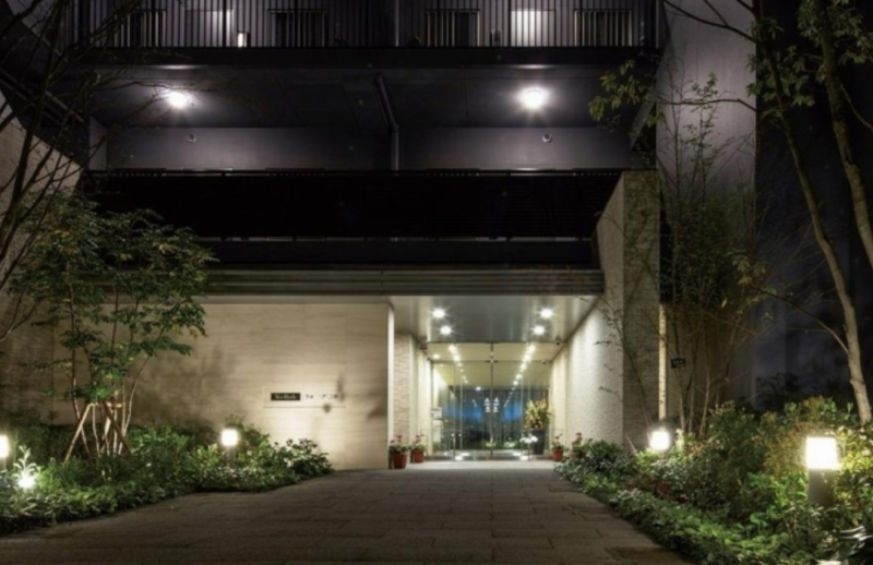 ファイル:ウエリス門真南 エントランスアプローチ.png