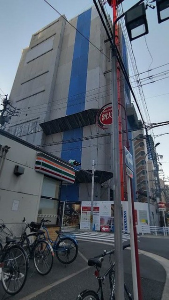 ファイル:20221226ザ・パークハウス 泉一丁目2.jpg