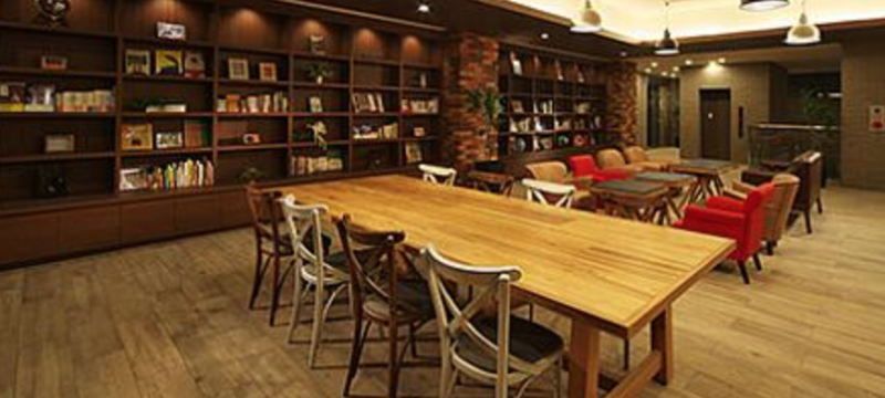 ファイル:ウエリス豊中桃山台 ライブラリースペース(田村書店とコラボ）.png