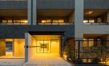 プレシス北沢公園 エントランス