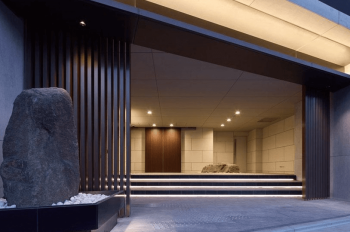 プレミスト京都 四条堀川 メインエントランス