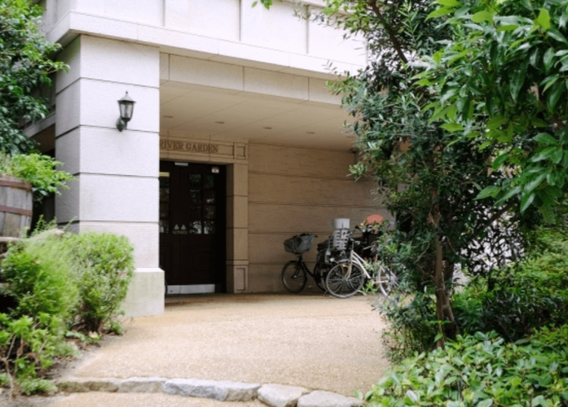 ファイル:リバーガーデン甲子園南 エントランス.png