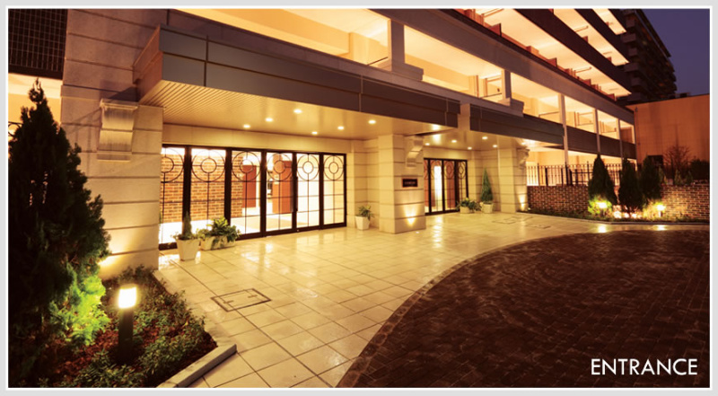 ファイル:アデニウムさがみ野 第2期エントランス.jpg