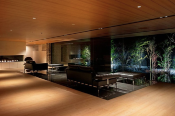 レフィール南麻布　ロビー 水盤