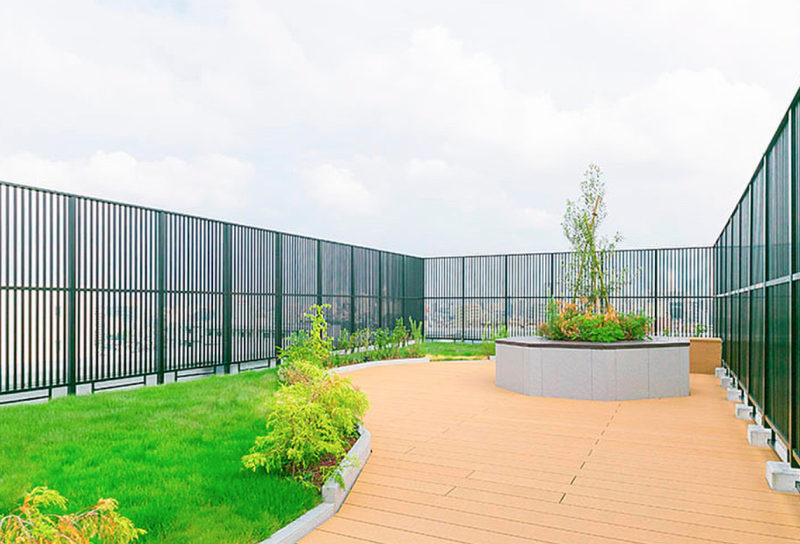 ファイル:リビオレゾン板橋本町ステーションサイド スカイテラス.png