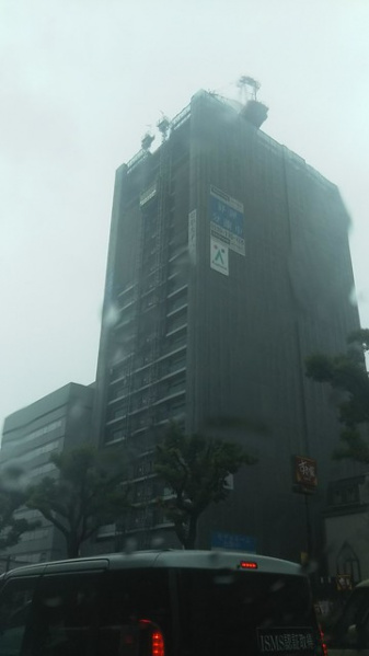 ファイル:20191103タワー・ザ・ファースト名古屋 栄2.jpg