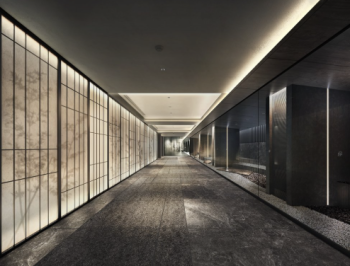 プレミスト京都 三条堀川　エントランスコリドー完成予想図